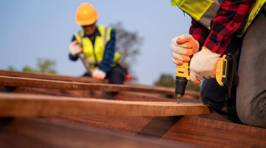 Expert top industrial roofings services in Lomax, IL